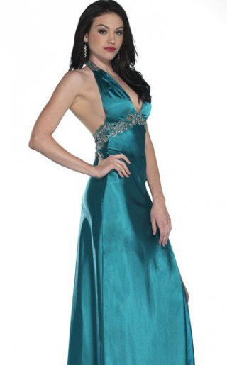 Sexy A Ruche Halter With A Deep V Neckline Evening Dress With Appliques In The Waist