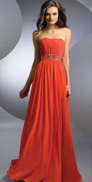 Simple A Dropped Detailed Bodice With Appliques Waist Formal Evening Dress With A Scalloped-Edge Neckline