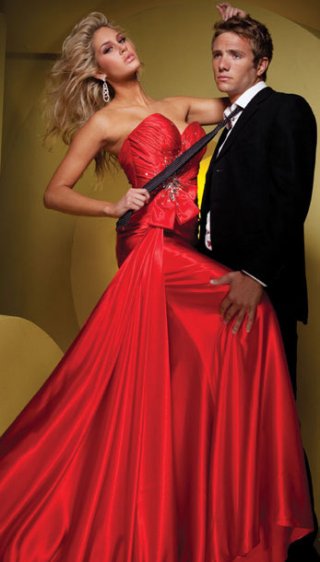 Funky A Line Ball Gown Strapless Sweetheart Covered Pearls Party Dress