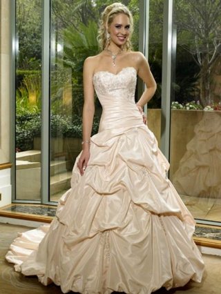 2012 Princess Cheap Wholesale New Style Ivory beaded Sweetheart neck draped taffeta bridal Wedding Dress