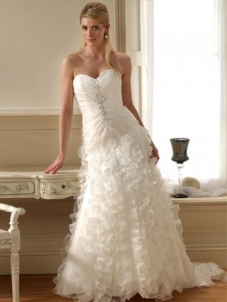 2012 extremely designer Sweetheart Cheap Beads Working feature organza design skirt Wedding Dress Hot Sale