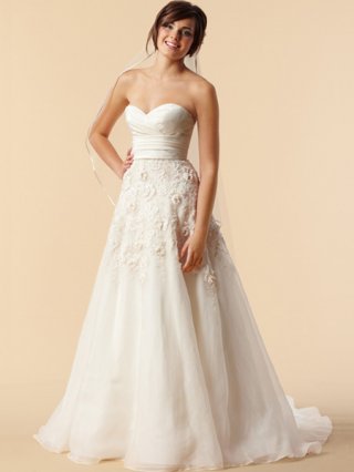 2012 Empire Waist Sweetheart Flowers decoration at skirt Hot Sale discount organza & satin Wedding Dress