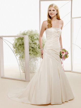 2012 alluring Princess Elegant Hot Sale Cheap Wedding Dress