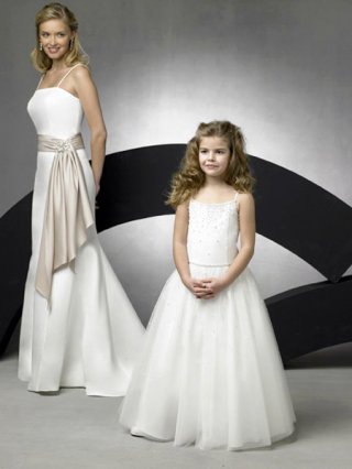 Cheap little princess White fashion square Design Beads Working Puff Dress For Flower Girl