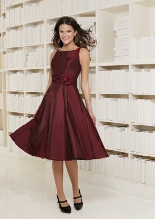 Hot Sale burgundy Short Bridesmaid Dress/ Homecoming Dress For Sale