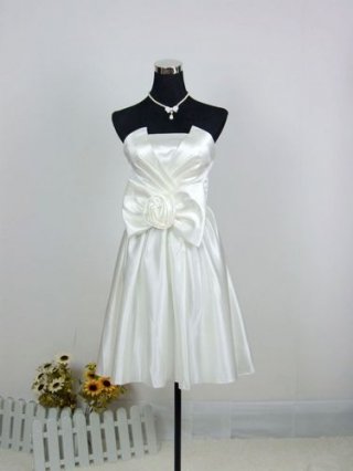 White Satin Strapless Ruffles Bowknot Homecoming/ Cocktail Dress