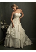 Taffeta and lace Strapless ball gown with chapel train Wedding Dress (BOTS1296)