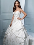 A line Sweetheart Strapless GownSemi-Cathedral Wedding Dress (yz0403)