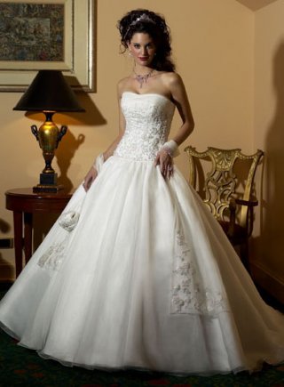 A-line Strapless Ballgown Satin Wedding Dresses (yz0448)