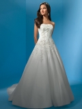 A-line Strapless Chapel Train Lace Satin Wedding Dresses (yz0471)