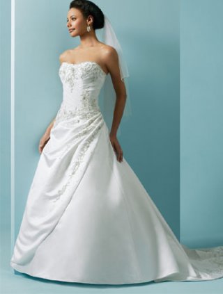 A-line Strapless Chapel Train Lace Satin Wedding Dresses (yz0485)