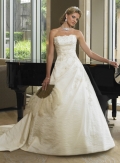 A-line Strapless Chapel Train Satin Wedding Dresses (yz0500)