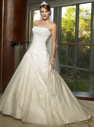 A-line Strapless Chapel Train Satin Wedding Dresses (SP0073)