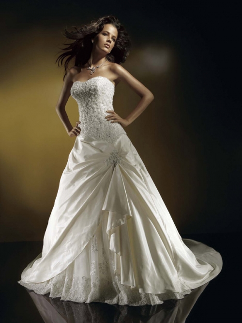 A-line Strapless Chapel Train Satin Wedding Dresses (SP0054)