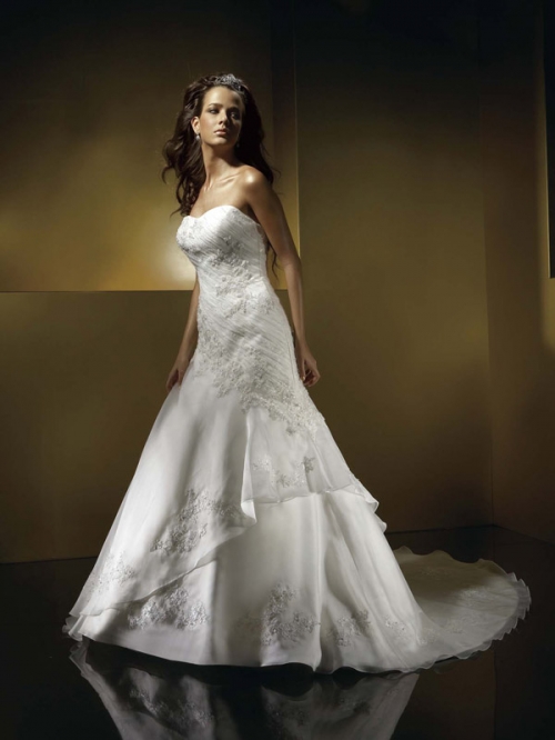 A-line Strapless Chapel Train Satin Wedding Dresses (SP0050)
