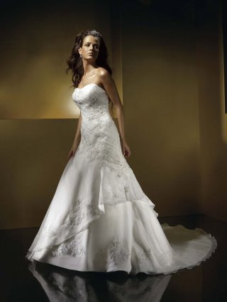 A-line Strapless Chapel Train Satin Wedding Dresses (SP0049)