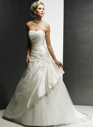 Strapless A-line Chapel Train Satin Wedding Dresses (SK0037)