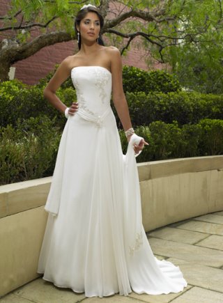 Strapless Slim A-line Sweep Train Chiffon Wedding Dresses (SR0154)