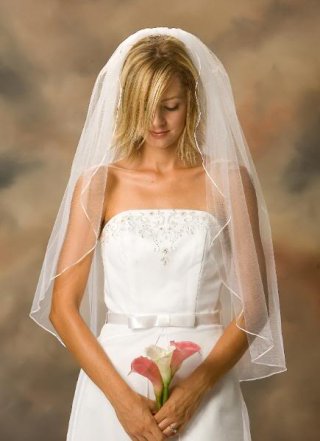 One Layer Fingertip Length Simple Elegant Wedding Veil (ZV1805)