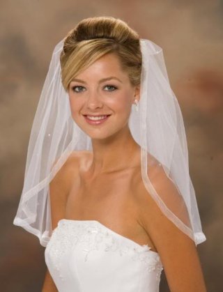 One Layer Shoulder Length Elegant Wedding Veil (ZV1208)