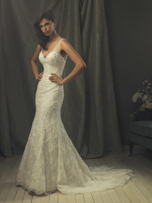 Ivory Lace Mermaid/Trumpet Vintage Formal Wedding Dresses