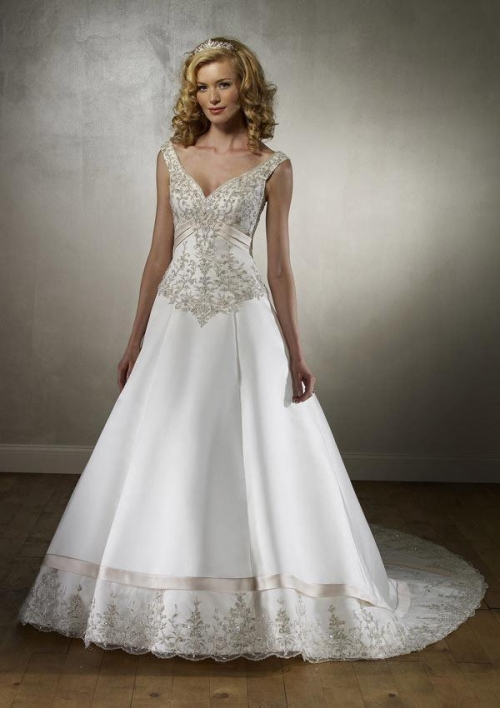 V-neck Cap Sleeves Embroidery wedding dress