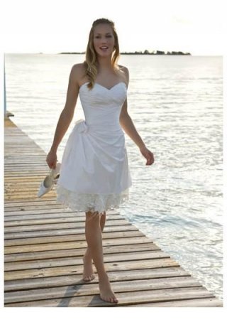 Short Beach Sweetheart Lace Princess Destination Wedding Dress
