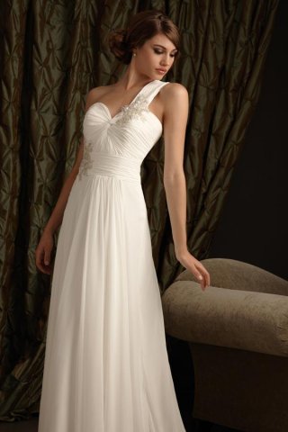 Romantic One shoulder Embroidery Beaded Chiffon Wedding Dress