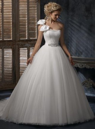 Ivory One shoulder Tulle Organza Ball Gown Formal Wedding Dress