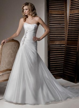 Classic Strapless Organza A-line Corset Wedding Dress