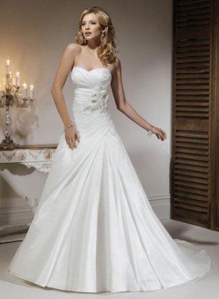 Sweetheart Neckline Taffeta Destination Wedding Dress