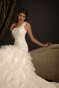 One Shoulder Neckline Floral Organza Column/Sheath Wedding Dress