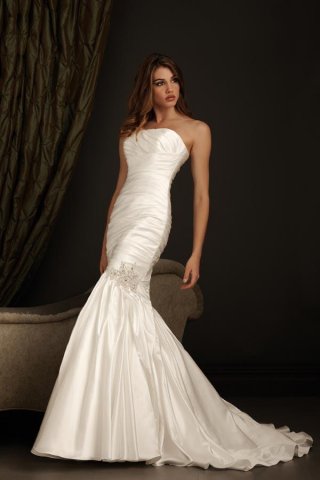 Strapless Fitted Taffeta Mermaid /Trumpet Wedding Dress