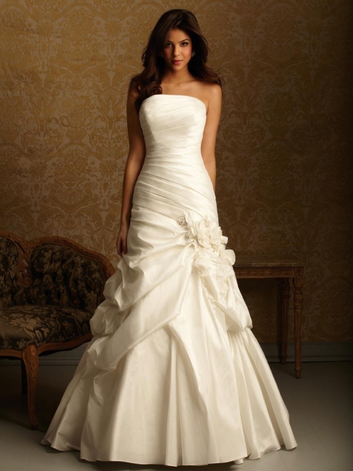 Romantic Ruched Taffeta A line Wedding Dress