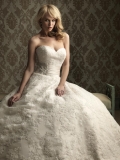 Fabulous Sweetheart Lace Applique Ball Gown Wedding Dress