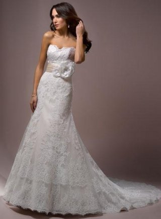 Romantic Handmade Flower Lace Corset Wedding Gown