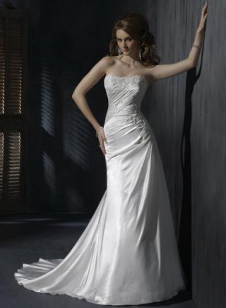 Elegant Embellished Lace Stain A-line Wedding Gown