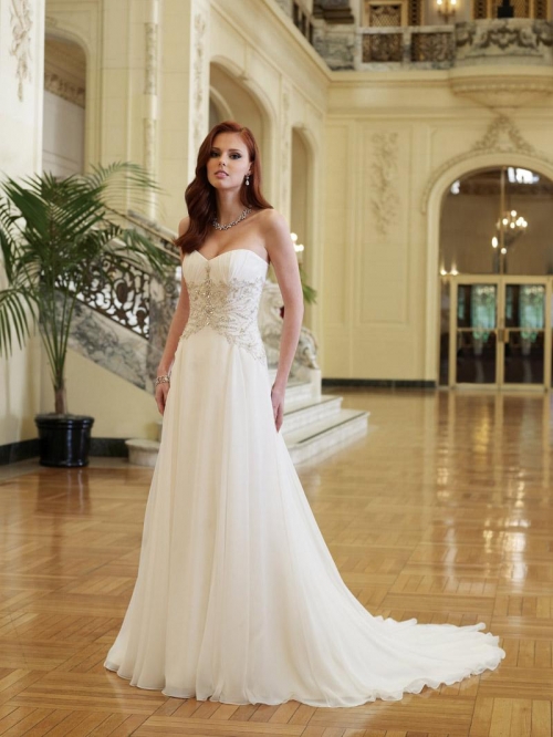Romantic Embroidered Beaded Chiffon A-line/Princess Wedding Dress