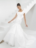 Embroideried Taffeta Organza Modest Wedding Dress With Sleeves