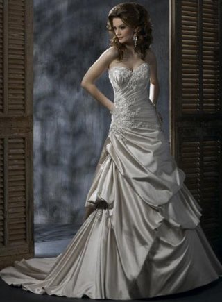 Halter top Applique Lace A-Line Silhouette Corset Wedding Gown