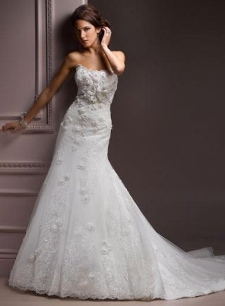 Chiffon floral Lace Fitted A-line Romantic Wedding Gown