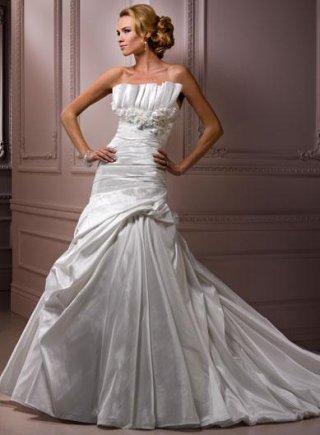 Crumb-Catcher Neckline Flower Pleated Taffeta Wedding Gown