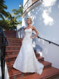 Long Wedding Dresses A-line Lace Strapless Sweetheart