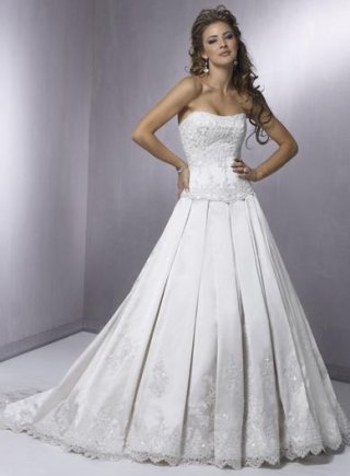 Strapless Crystals Beaded Lace Satin A-line/Princess Wedding Dress