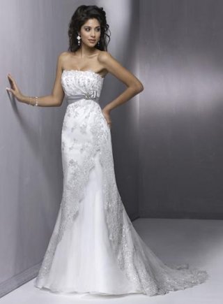 Strapless Embellished Lace Chiffon A-line/Princess Wedding Dress
