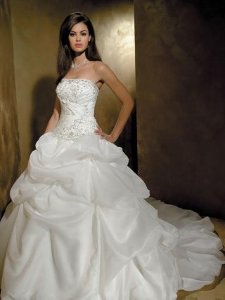 Strapless Taffeta Embroidery Ruffles Ball Gown Wedding Dress
