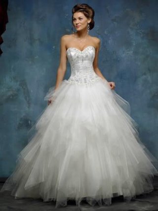 Sweetheart Satin Soft Tulle Ball Gown Wedding Dress