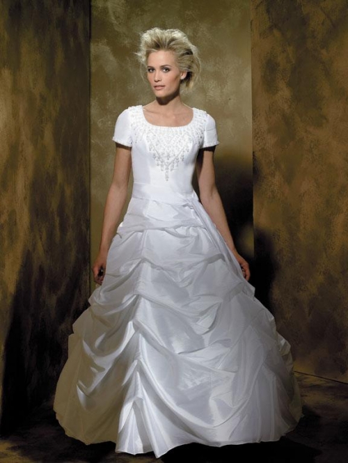 Scoop Ruffles Ball Gown Modest Wedding Dress With Sleeves