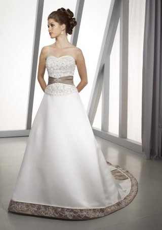 Empire Sweetheart Sleeveless Chapel Train Beading Satin Bridal Dress
