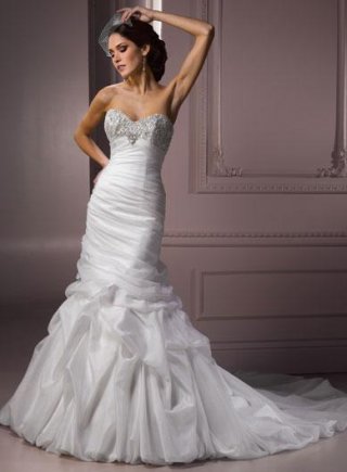 Crystals Ruffled Sweetheart Mermaid/Trumpet Wedding Dress